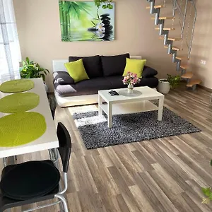 Island In The Downtown With Free Parking , Debrecen Magyarország