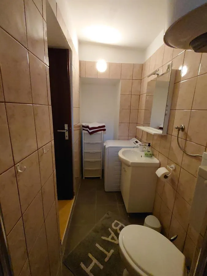 Apartmani Lea Jadranovo Croatia
