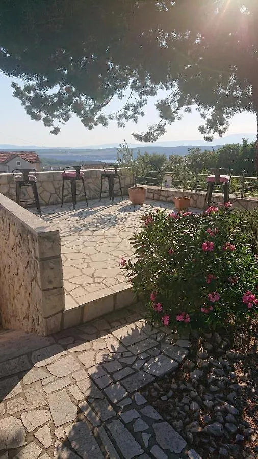 Apartmani Lea Jadranovo 0*,  Croatia